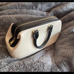 Black & cream apothecary bag Vcom leftbank